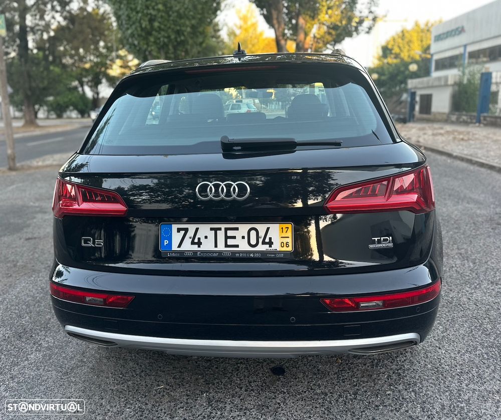 Audi Q5 2.0 TDi quattro Business Line S-line S-tronic - 2