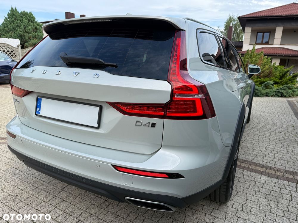 Volvo V60 Cross Country D4 AWD Geartronic Pro - 17