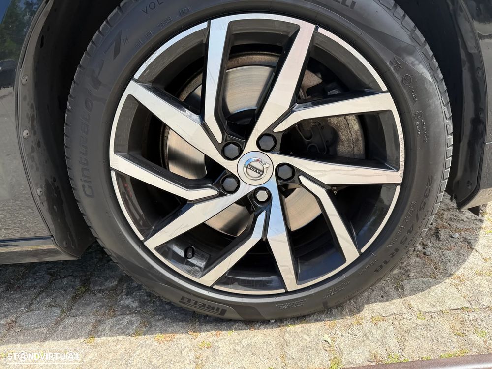 Volvo V60 2.0 T8 AWD TE Momentum Plus - 8