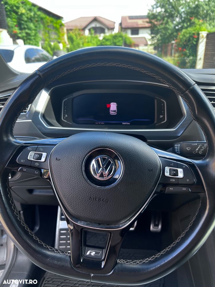 Volkswagen Tiguan - 22