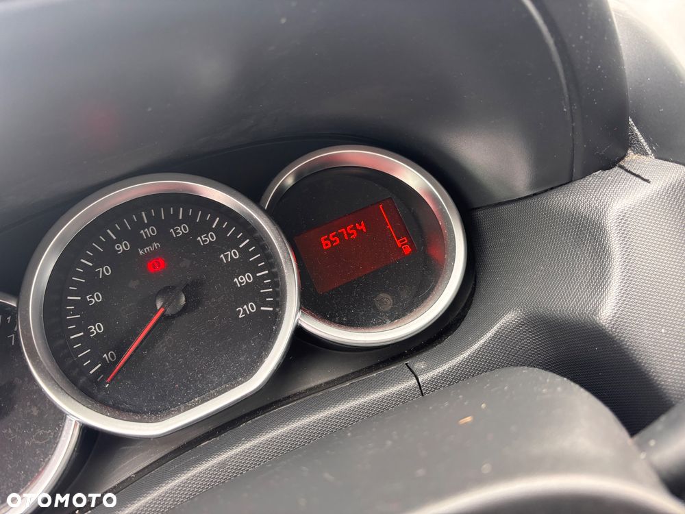 Dacia Duster dCi 90 2WD Essential - 17