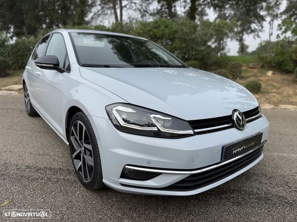 VW Golf 2.0 TDI R-Line DSG - 4