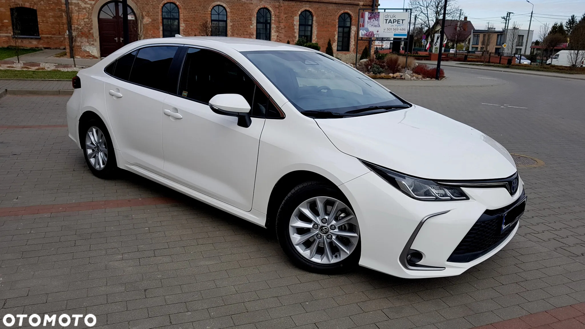 Toyota Corolla 1.8 Hybrid Comfort - 2