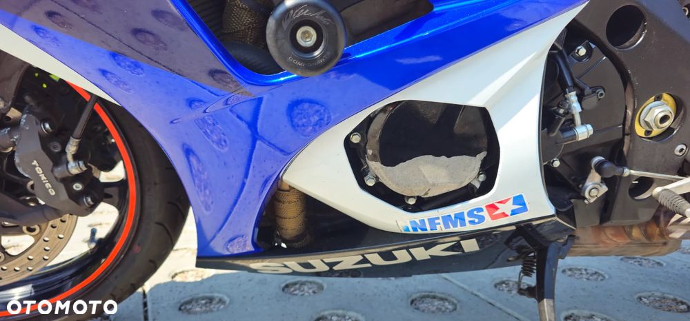 Suzuki GSX-R - 23