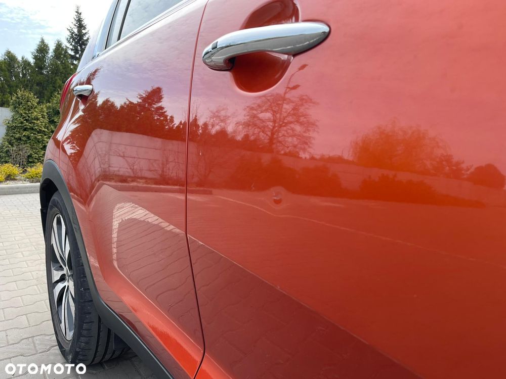 Kia Sportage 2.0 CRDI 4WD Automatik Spirit - 17