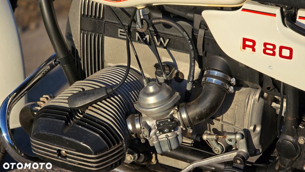 BMW R - 8