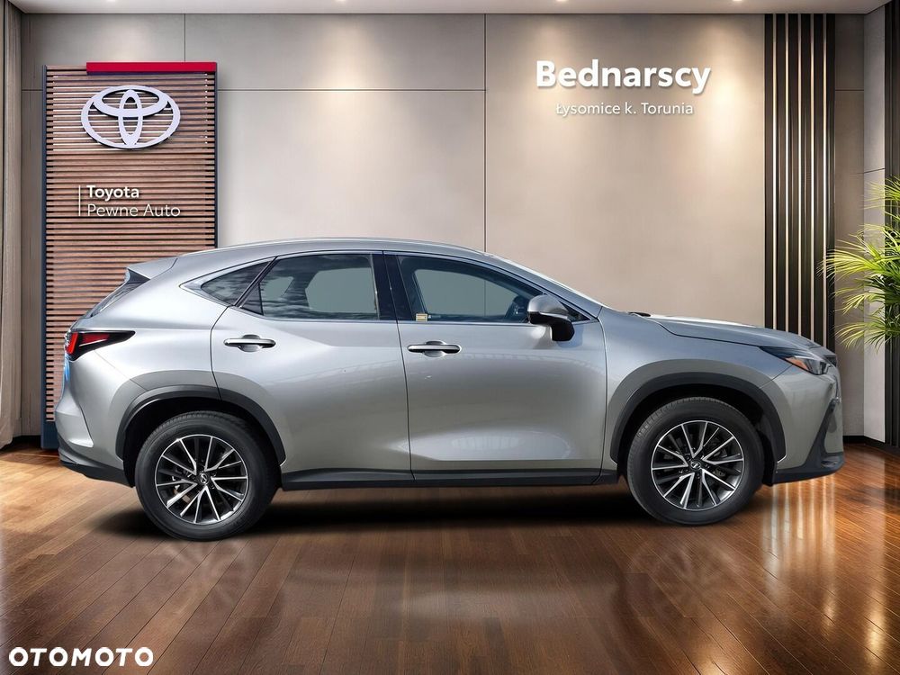 Lexus NX 350h Business AWD - 7