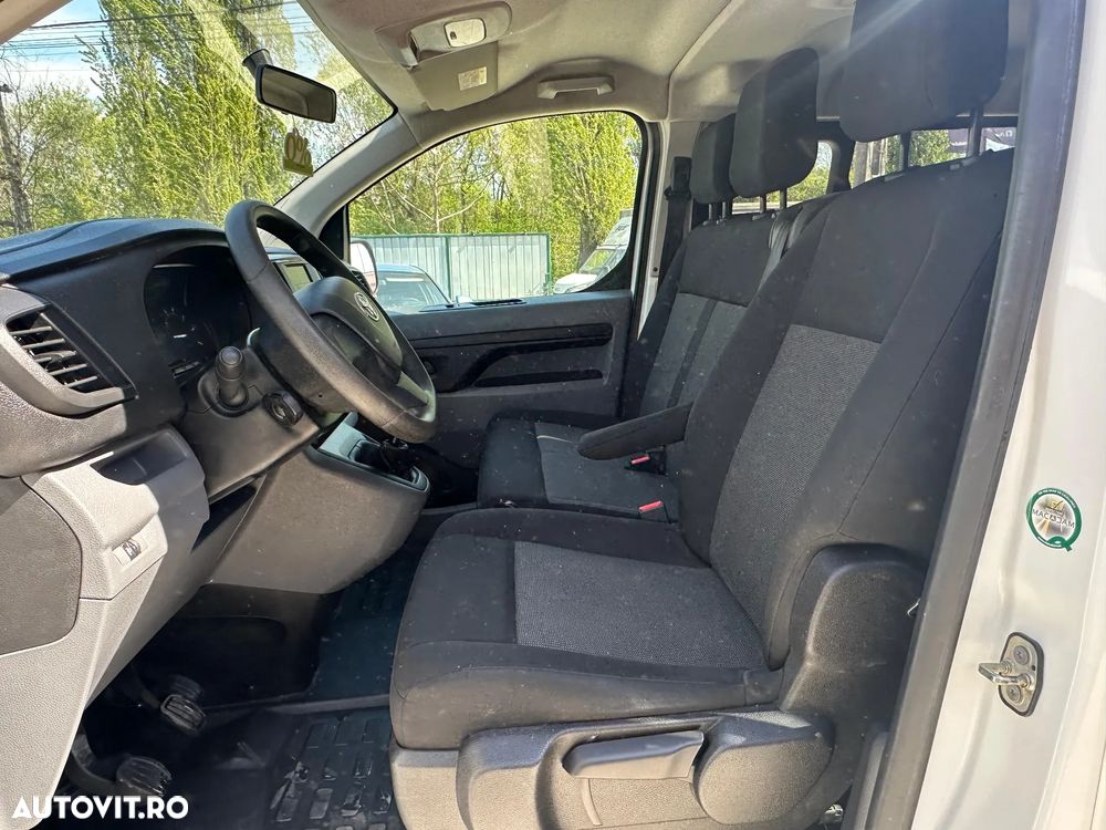 Toyota Proace 1.5 D-4D 120CP 8+1 L2H1 Base+ - 10