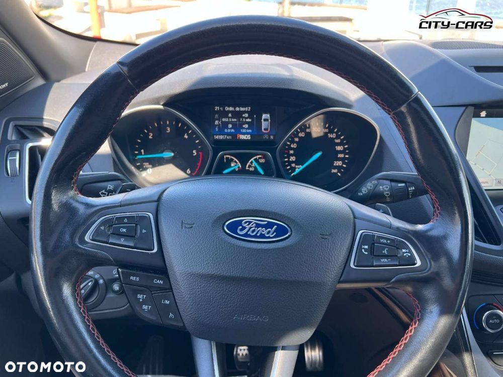 Ford Kuga - 13