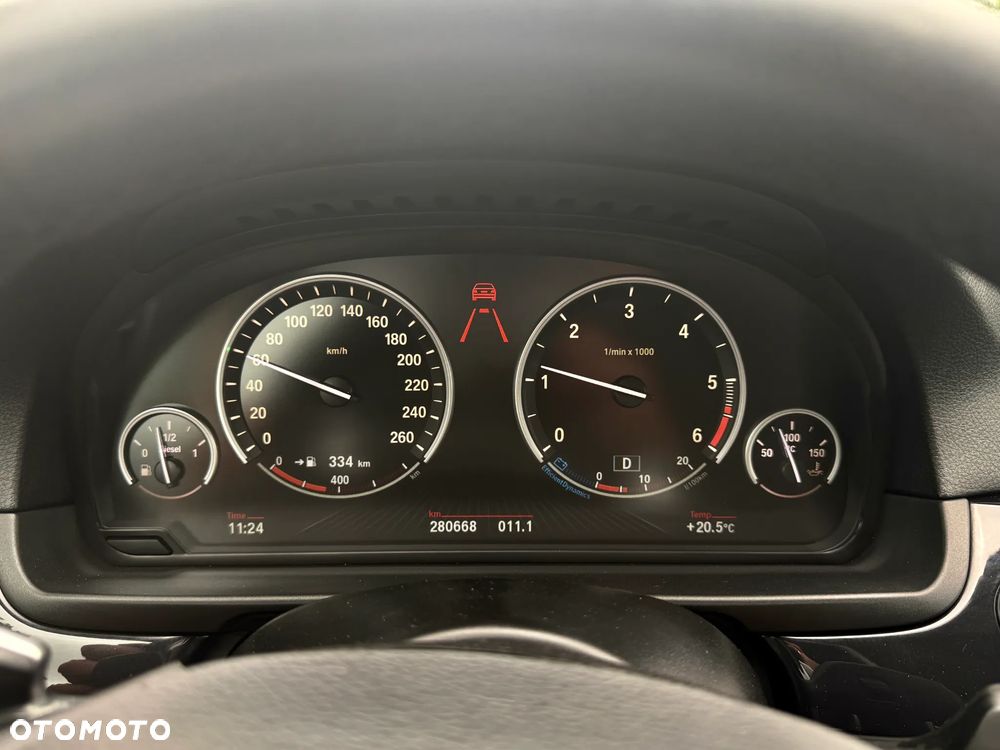 BMW Seria 5 535d xDrive Sport-Aut Modern Line - 13