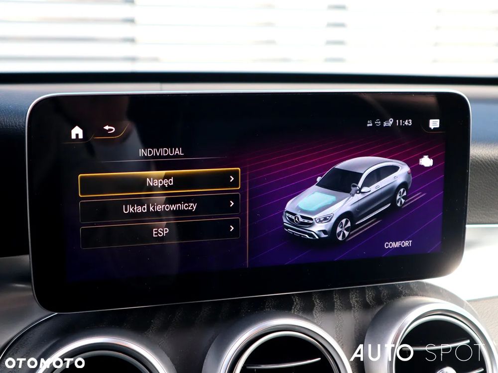 Mercedes-Benz GLC Coupe 300 e 4-Matic - 33