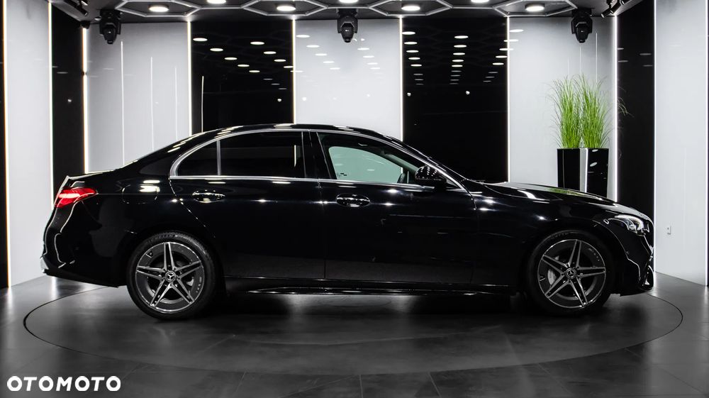 Mercedes-Benz Klasa C 200 mHEV AMG - 8