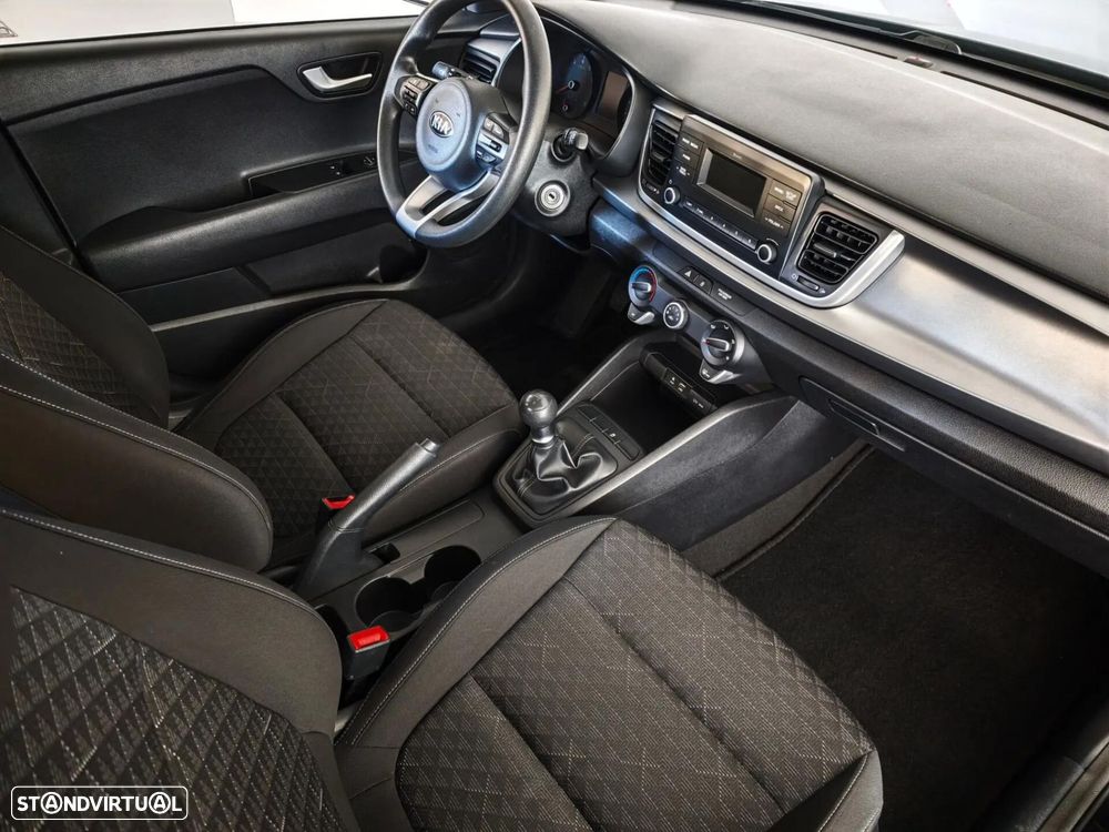Kia Rio 1.2 CVVT LX - 22