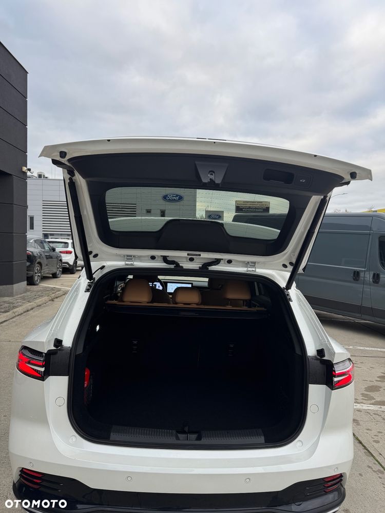 MG HS 1.5 T-GDI Exclusive DCT - 10