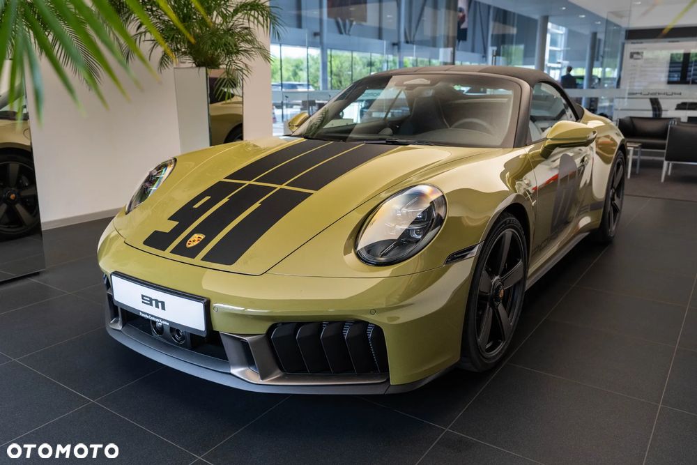 Porsche 911 Carrera T-Hybrid Spirit 70 - 8