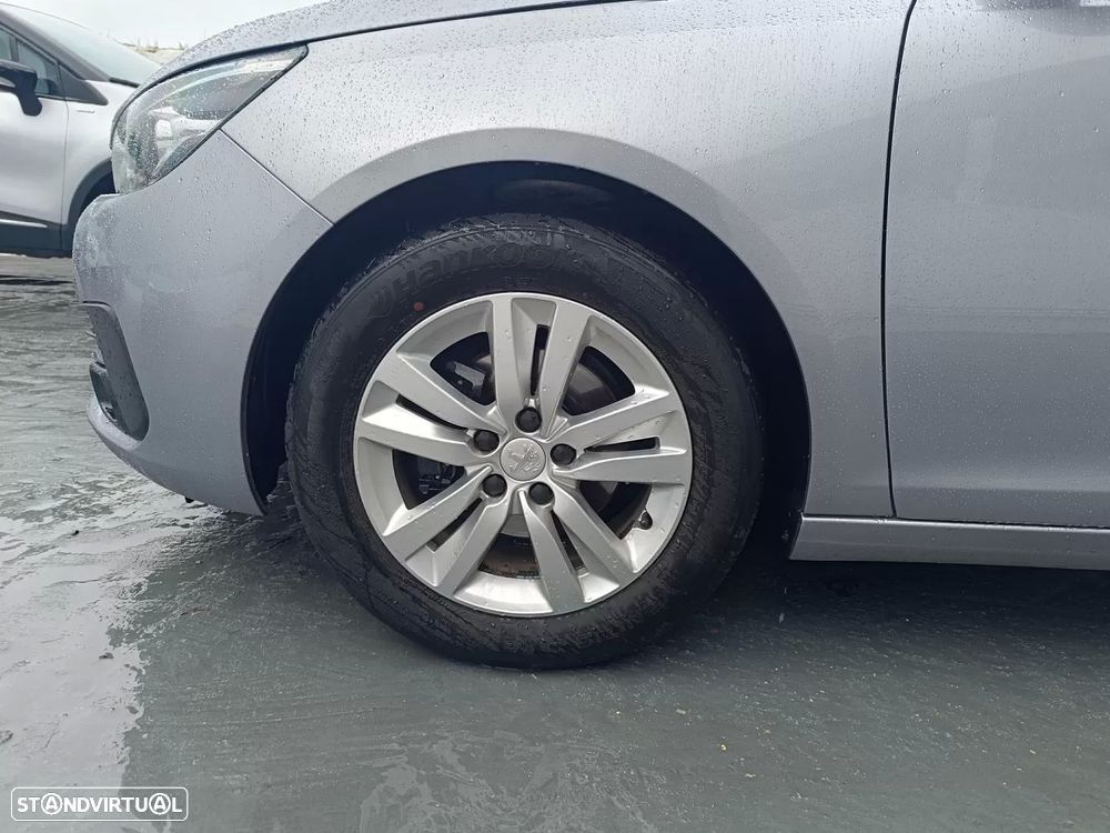 Peugeot 308 1.5 BlueHDi Active - 11
