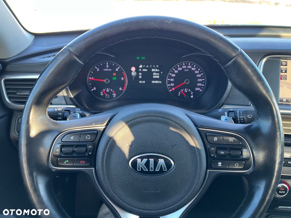 Kia Optima 1.7 CRDI XL DCT - 30