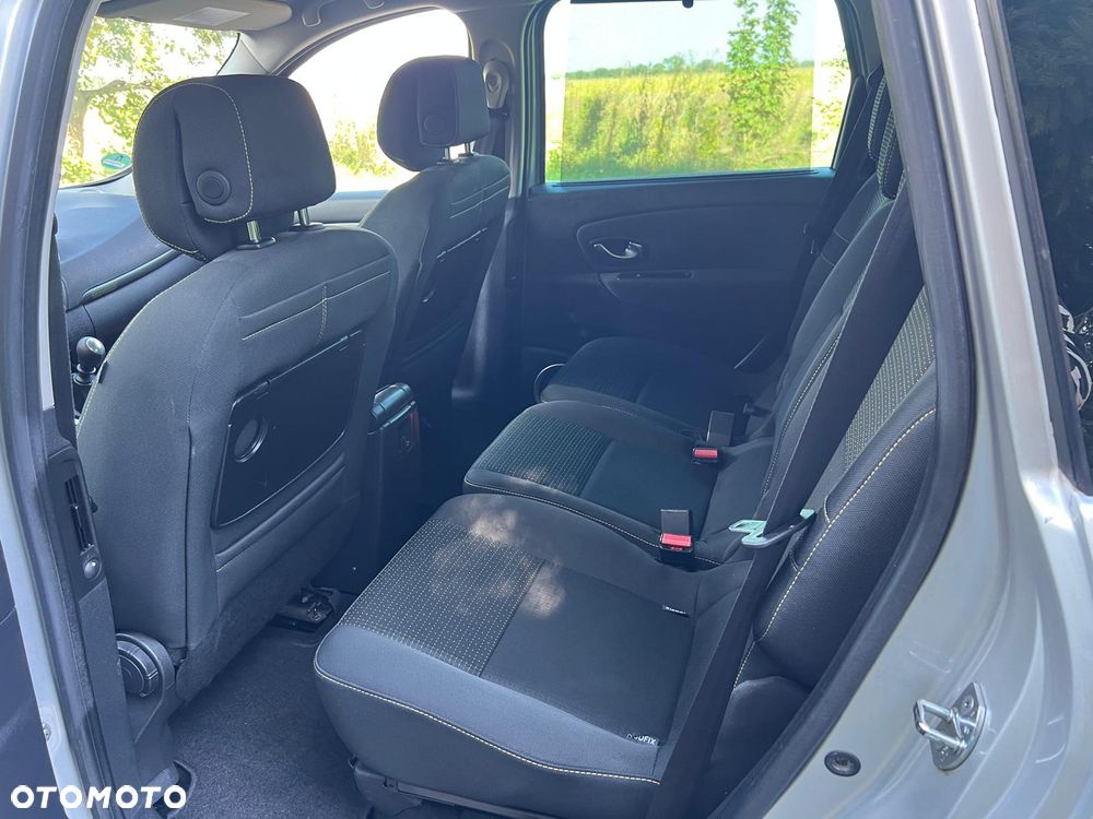 Renault Scenic - 12
