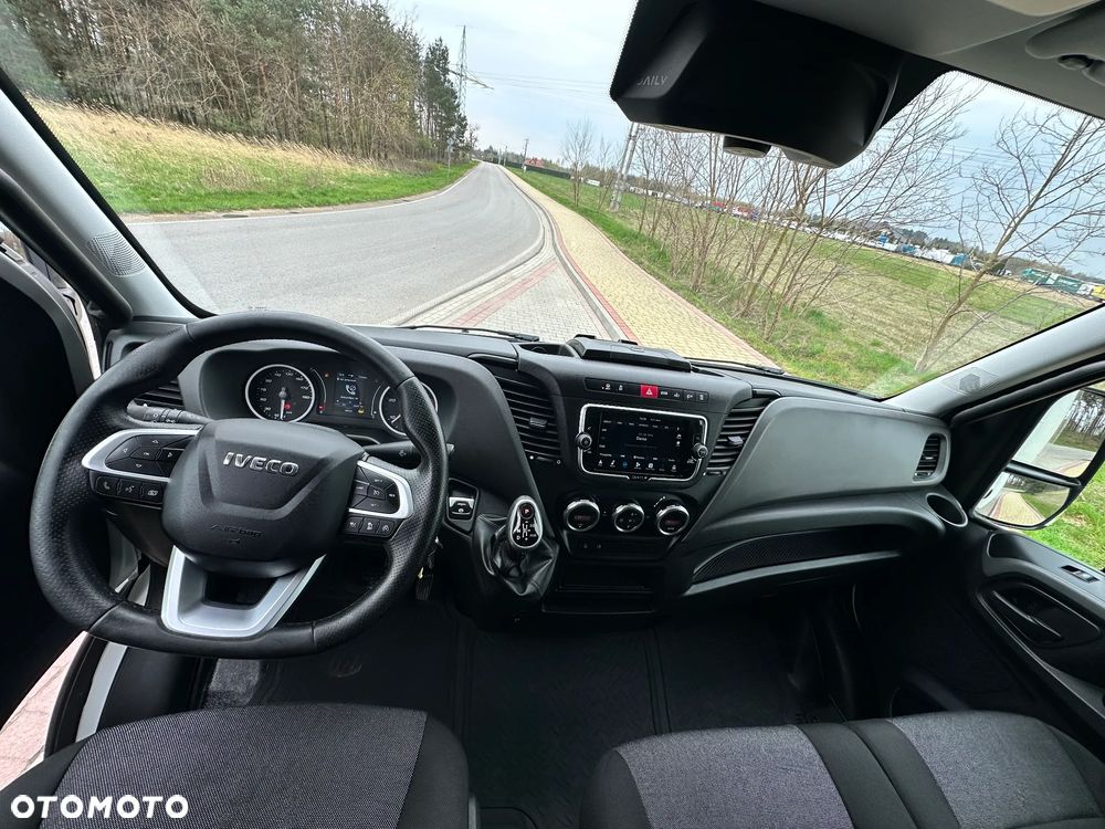 Iveco DAILY 35S180 - 12
