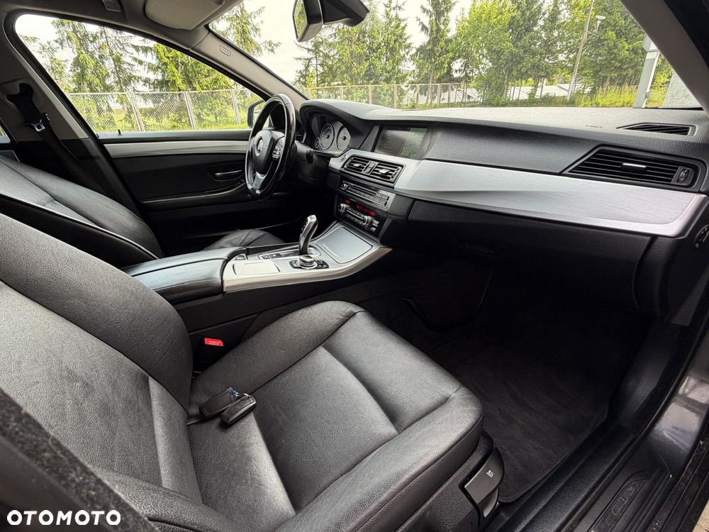 BMW Seria 5 520d BluePerformance - 31