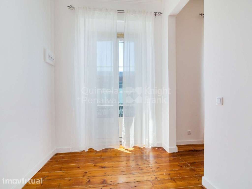 Apartamento T2+1 para arrendar, sem móveis na Misericórdia - Grande imagem: 3/25
