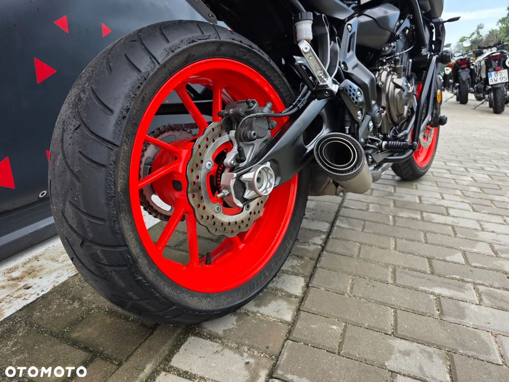 Yamaha MT - 19