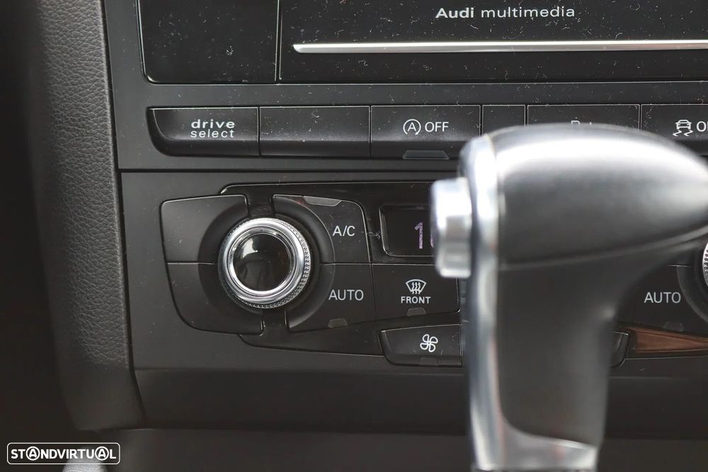 Audi Q5 2.0 TDI quattro S-line S-tronic - 33