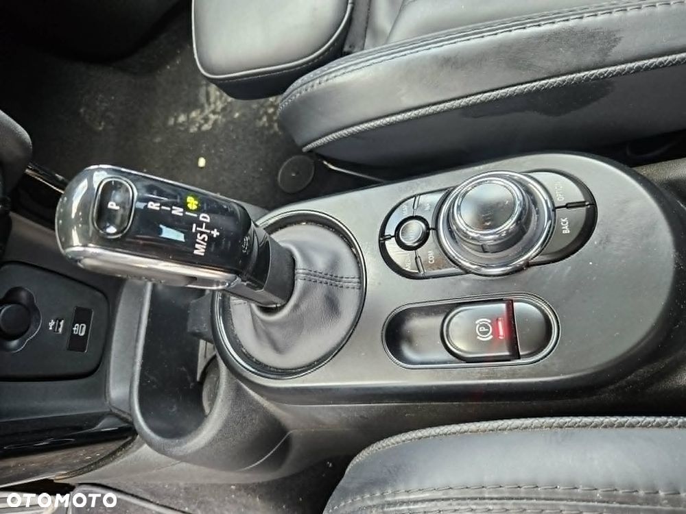 MINI John Cooper Works - 16