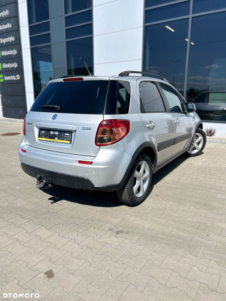 Suzuki SX4 - 2