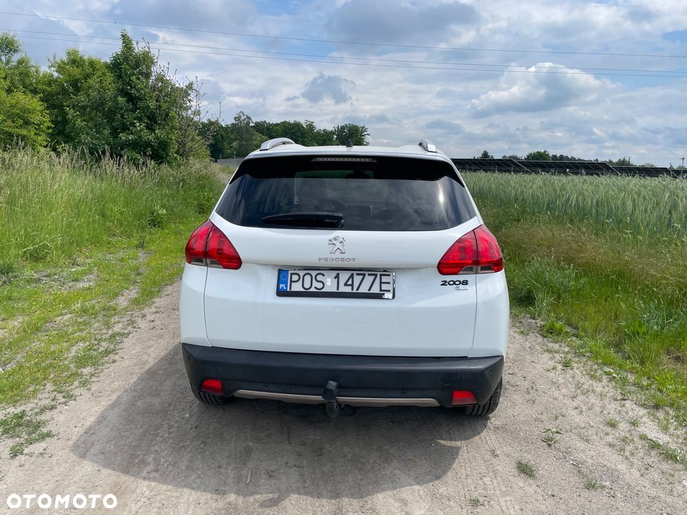 Peugeot 2008 1.6 e-HDi Allure S&S - 6