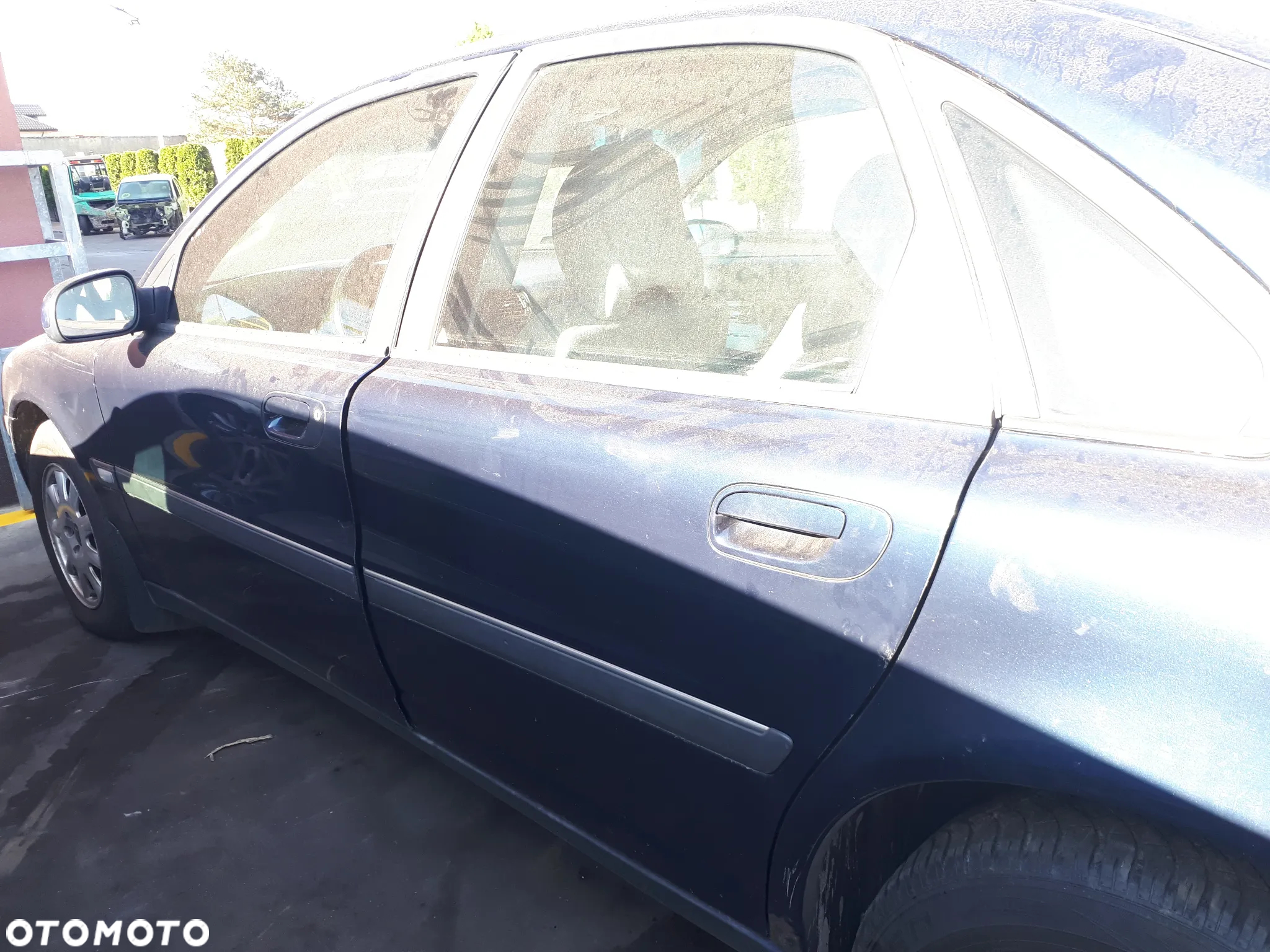 VOLVO S80 98-04 2.4 20V ZDERZAK TYŁ TYLNY 417-26 - 12