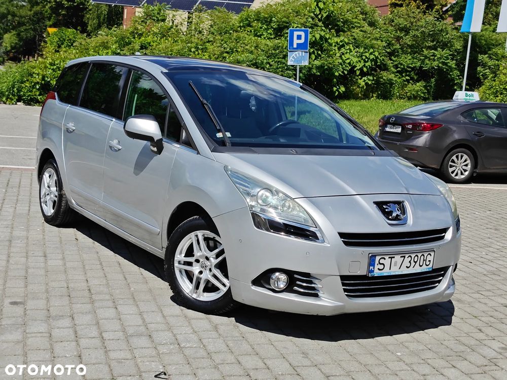 Peugeot 5008 155 THP Premium - 2