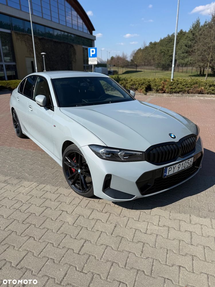 BMW Seria 3 330i M Sport - 30