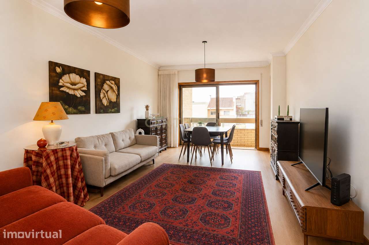 Apartamento T2+1 com Suite, Escritório, Varanda e Garagem | Senhora da - Grande imagem: 5/15