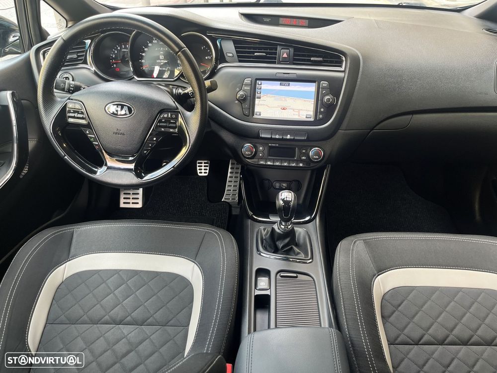 Kia Ceed SW 1.6 CRDi GT Line - 5