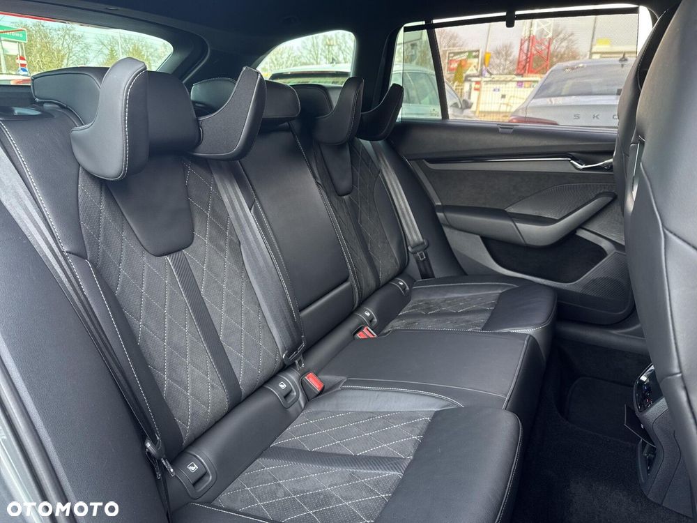 Skoda Octavia 2.0 TDI RS DSG - 16