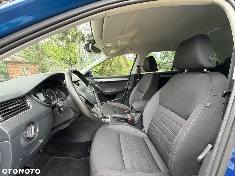 Skoda Octavia 1.6 TDI DSG Style - 16