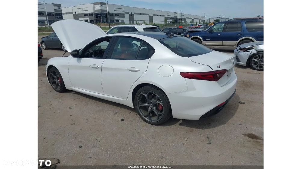 Alfa Romeo Giulia 2.0 Turbo TI Q4 - 5