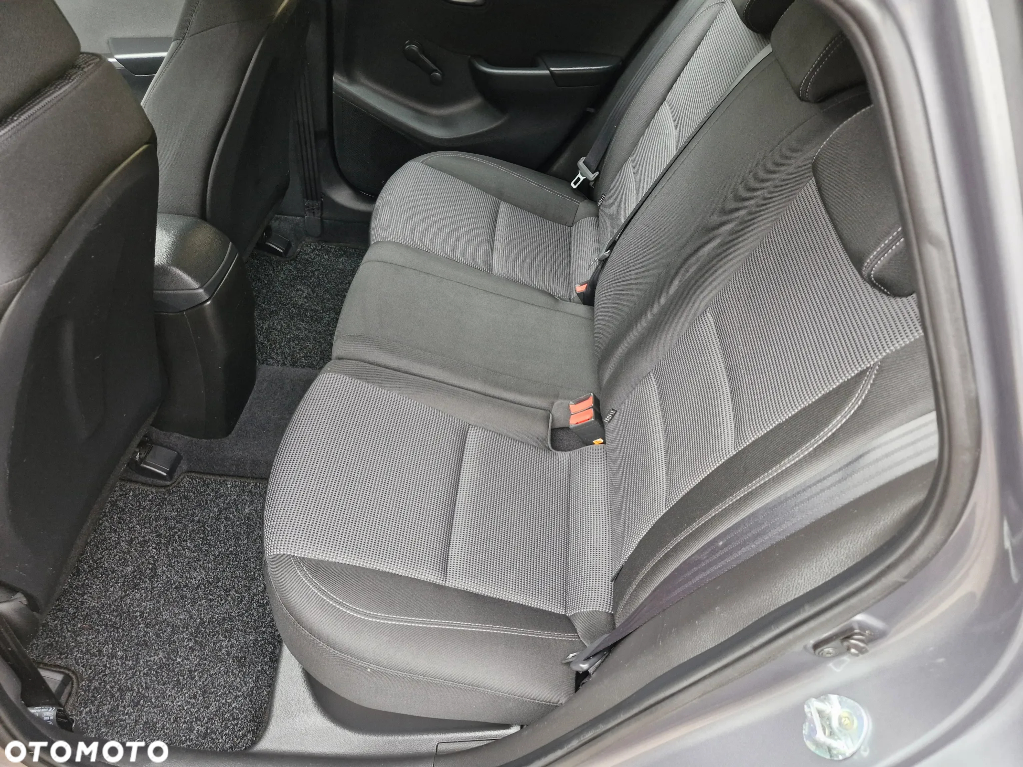 Hyundai i30 1.4 Fifa World Cup Edition - 8