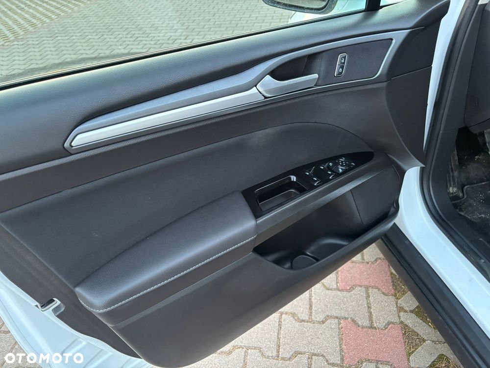 Ford Mondeo 1.5 TDCi Ambiente - 15