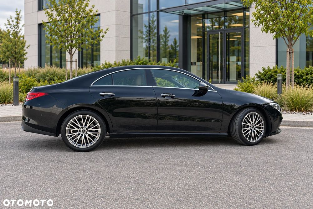 Mercedes-Benz CLA 220 Progressive 7G-DCT - 20