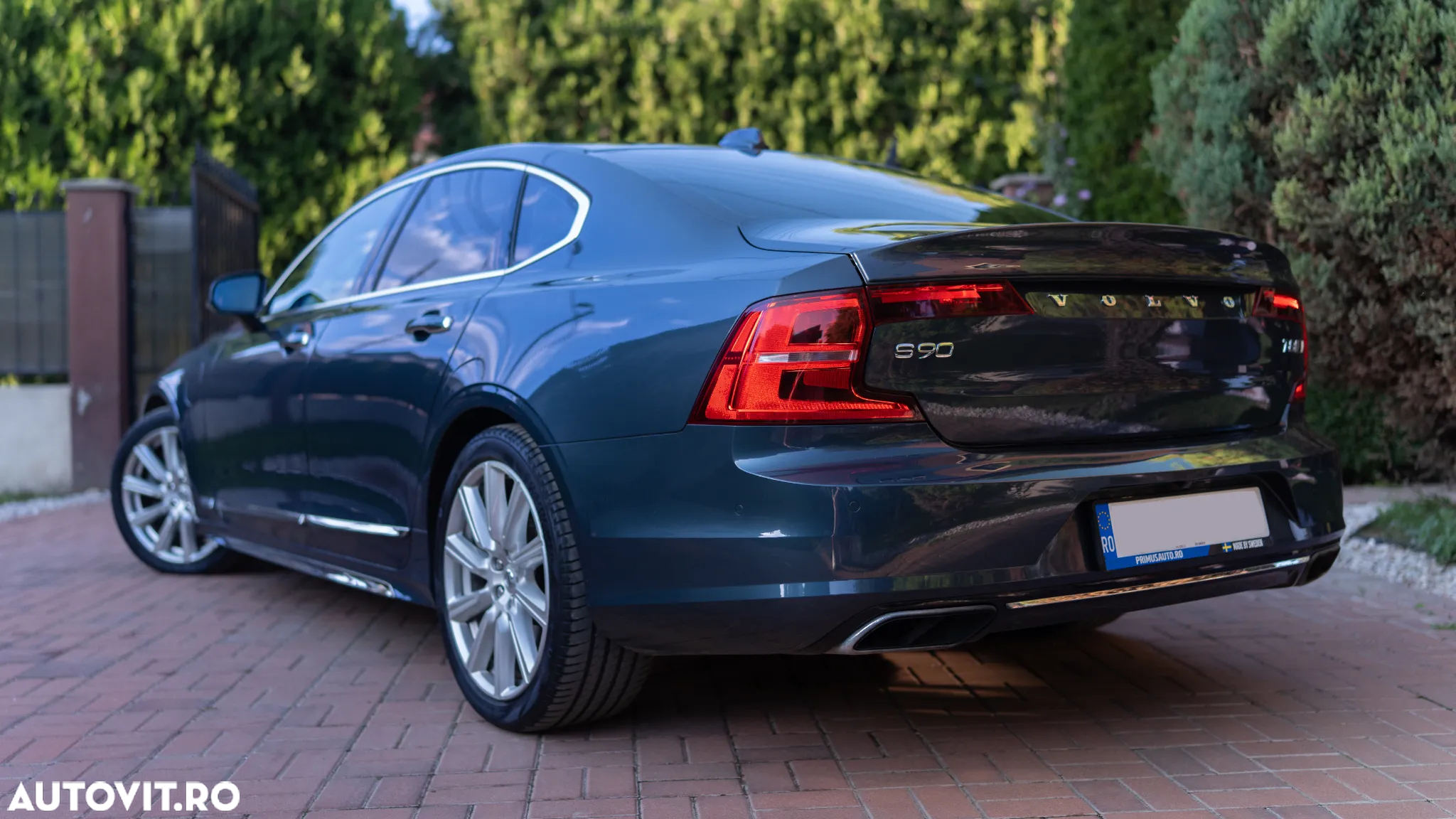 Volvo S90 T8 Twin Engine AWD Geartronic Inscription - 10