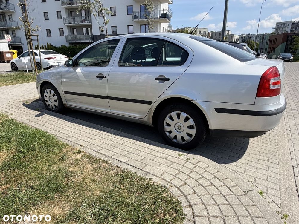 Skoda Octavia 1.6 Classic - 9