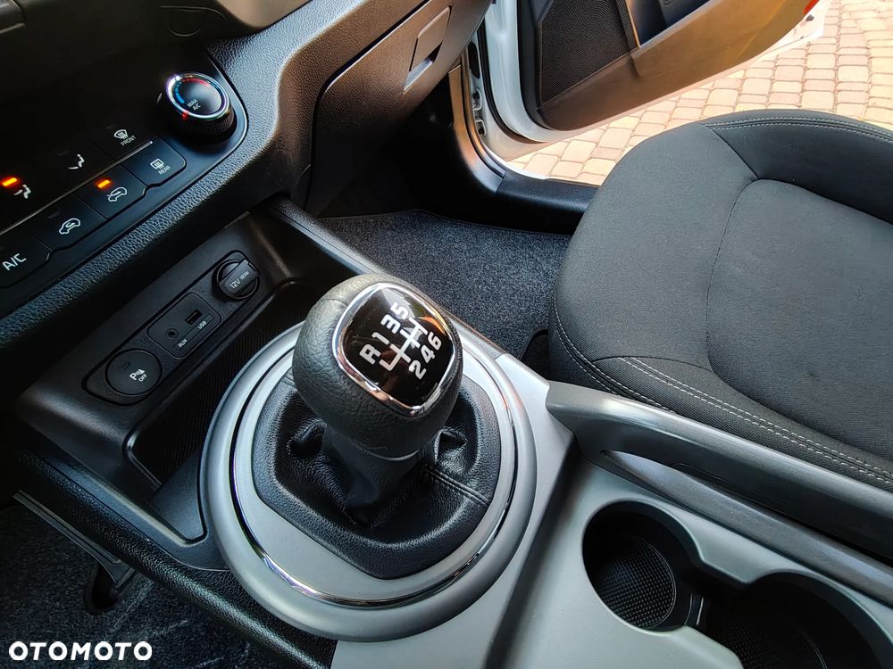 Kia Sportage - 15