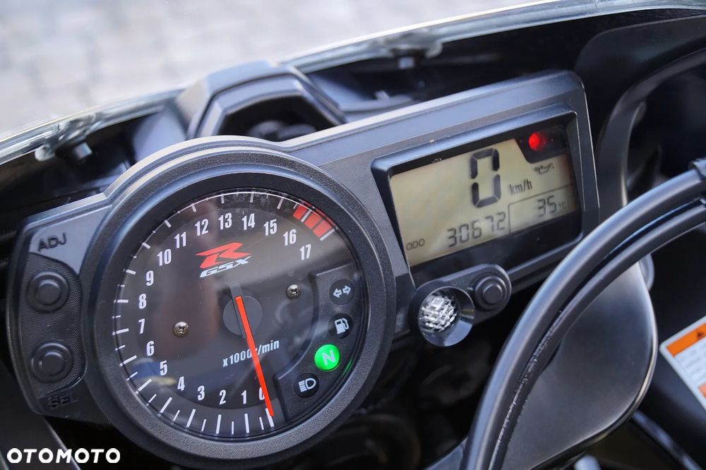 Suzuki GSX-R - 20