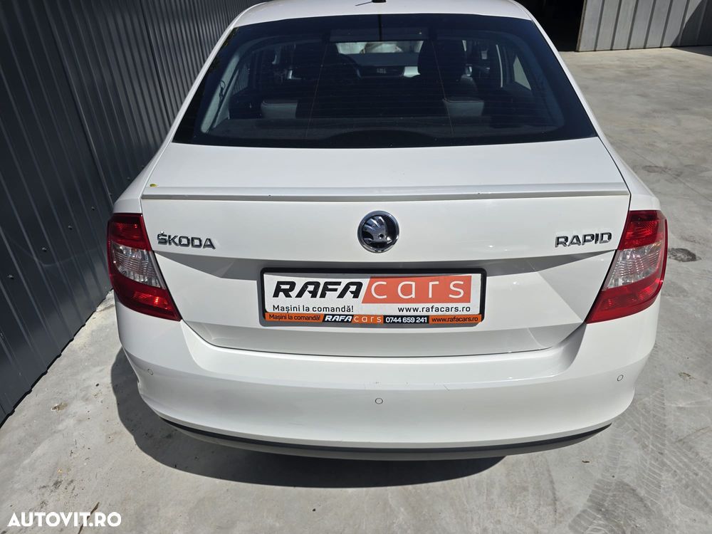 Skoda RAPID 1.4 TSI Ambition DSG - 3