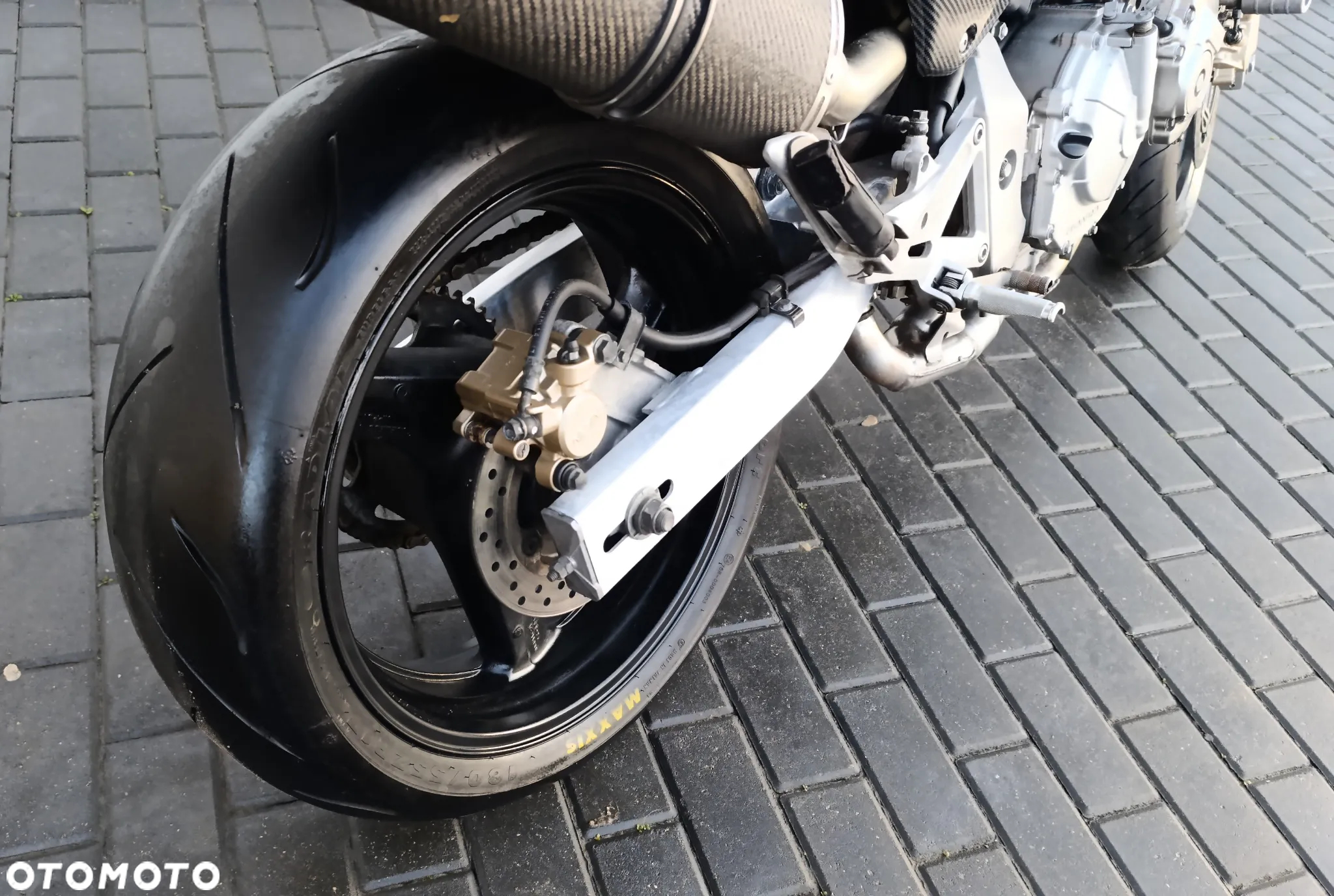 Honda Hornet - 20