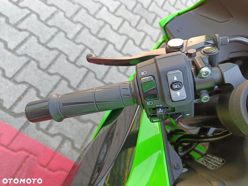 Kawasaki ZX - 20