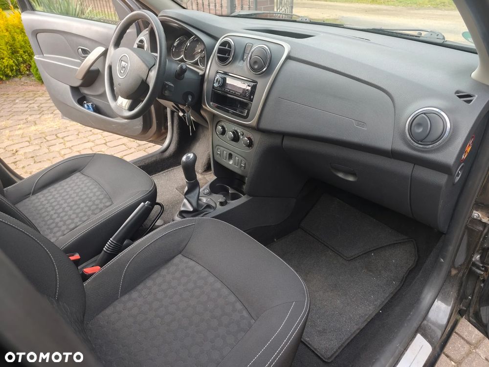 Dacia Sandero 1.2 16V 75 Essentiel - 16