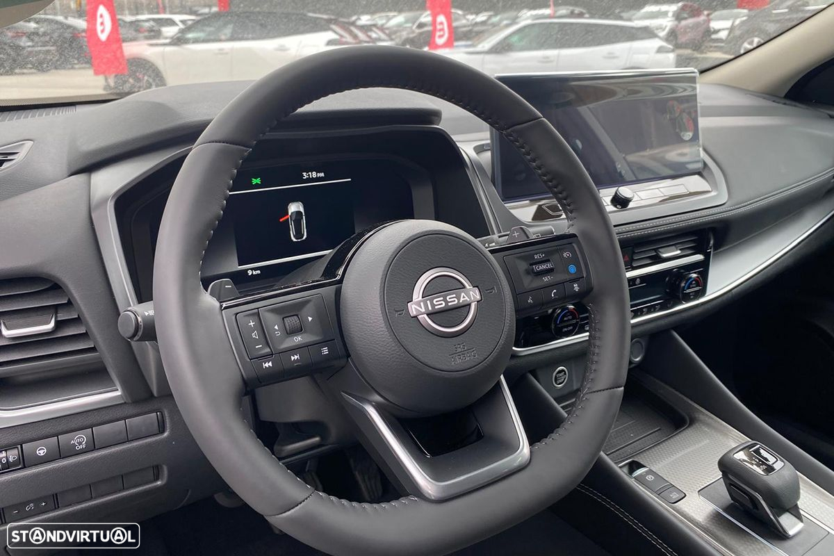 Nissan Qashqai 1.3 DIG-T N-Connecta LED Xtronic - 4